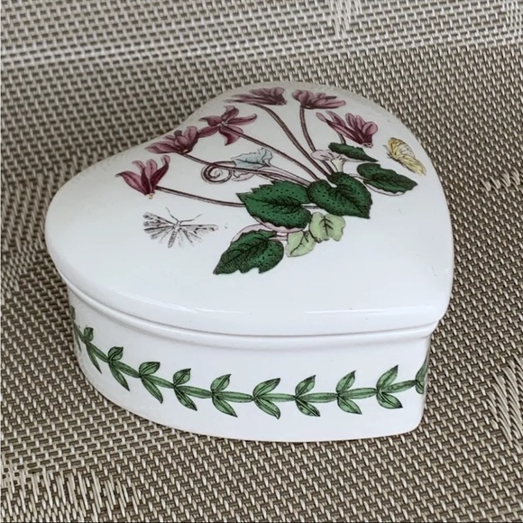 Portmeirion MYOSOTIS PALUSTRIS Forget-Me-Not MUG Only - Picture 6 of 7